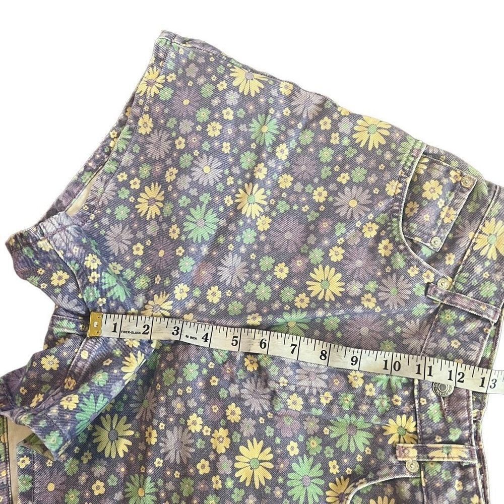 Zara Floral Jean
Shorts size 6 - Picture 3 of 7